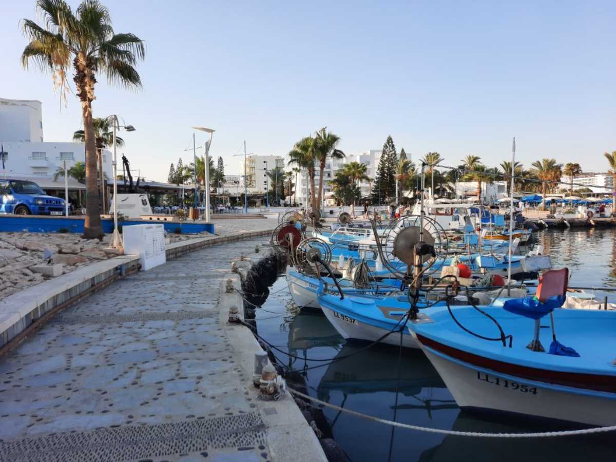 Relaxation and Rejuvenation in Ayia Napa